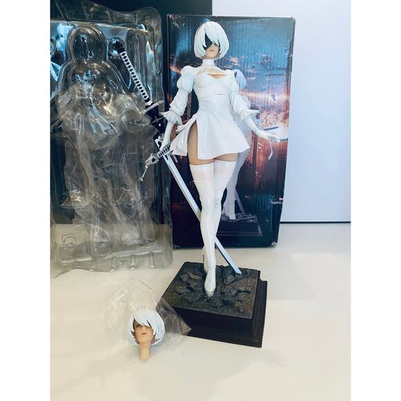 NieR: Automata 2B White Dress Interchangeable Heads Figure - Picture 1 of 11